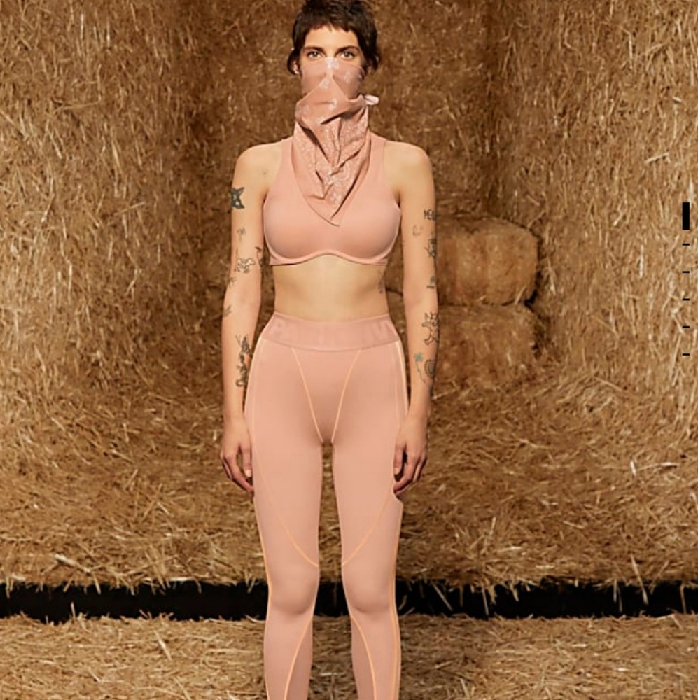 Ivy Park Rodeo Ambient Blush Tights Sz L